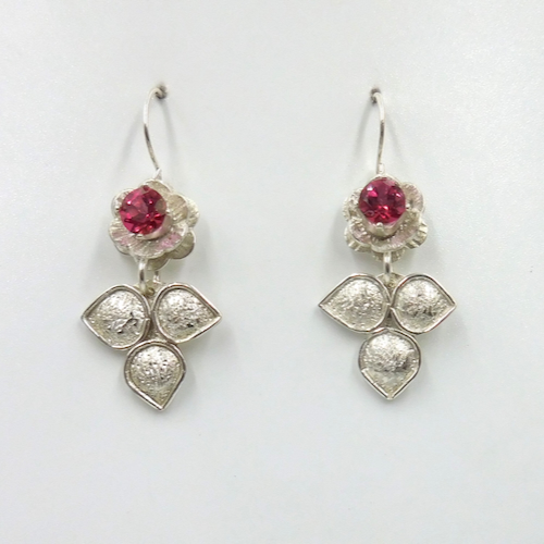 Click to view detail for DKC-2144 Earrings, Flowers & Leaves, Pink CZ $116